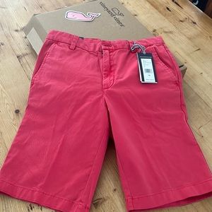 Vineyard vines Boys Stretch Breaker Shorts SAILORS RED